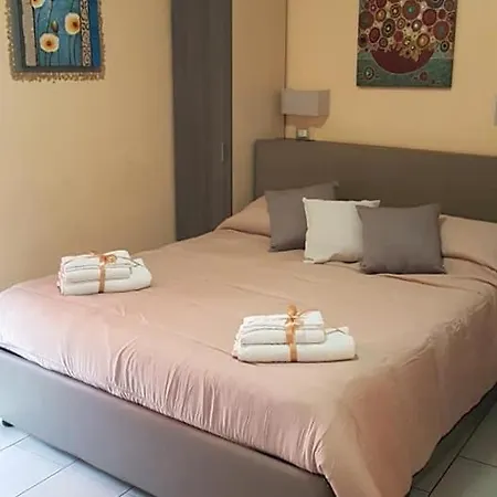 Golden Dreams Rooms